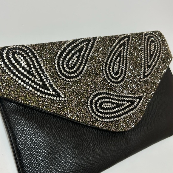 Black purse clutch white and gold stone paisley. Shoulder chain. Paisley. New - Picture 11 of 13